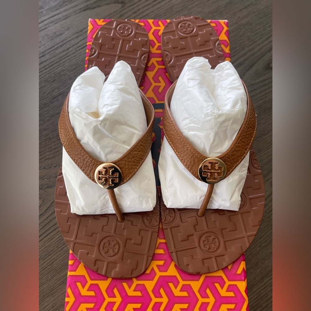 Tory Burch Thora Tumbled leather sandal- Royal Tan